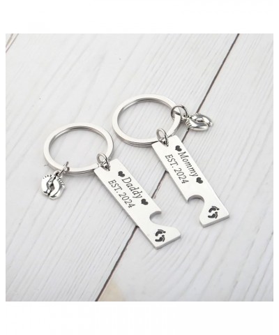 Pregnancy Announcement Gifts Daddy and Mommy Est 2024 Keychain Set New Parents Gift Mommy to Be Gift First Time Gifts Daddy M...