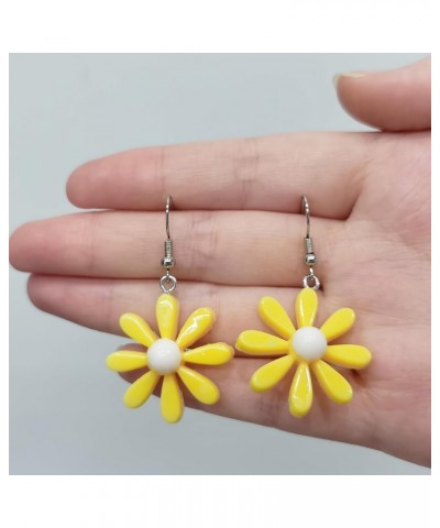 70s Daisy Earrings For Women Bohemian Style Daisy Pendant Earrings Acrylic Daisy Tassel Earrings Summer Travel Jewelry Gift S...