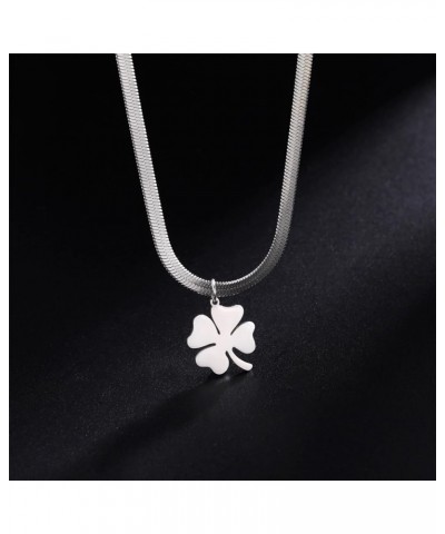 Lucky four-leaf clover pendant necklace Simple Friendship Choker Charm good luck amulet Flower Jewelry Gift Women Teen Girl S...