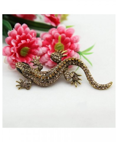 Mvude Retro Lizard Gecko Lapel Pin Rhinestone Reptile Animal Pin Brooch Dainty Costume Jewelry Accessories for Men Women,Yell...